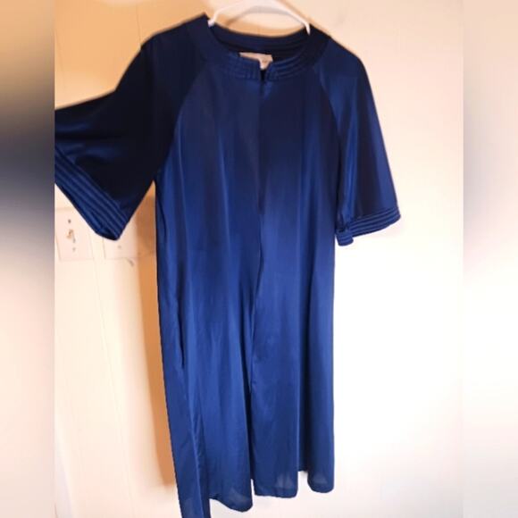 Vintage Vanity Fair Nylon navy housedress nightgown. Size Small - Picture 1 of 7